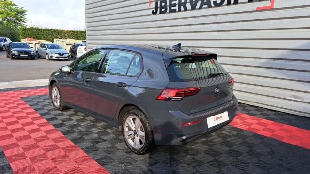 Volkswagen Golf image 9