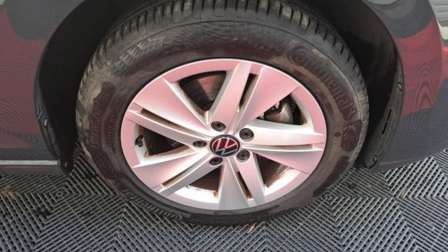 Volkswagen Golf image 5