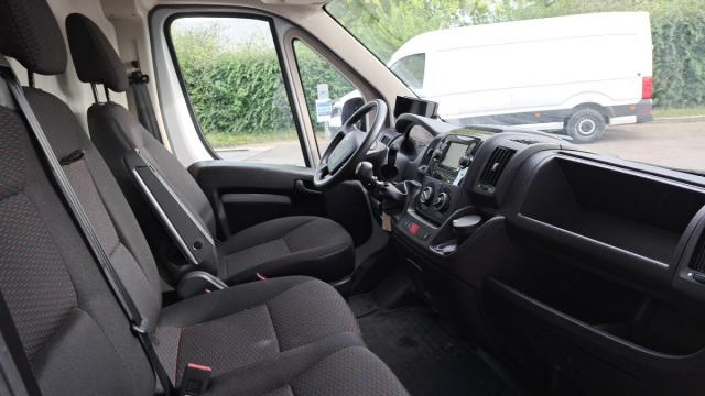 Peugeot Boxer image 4