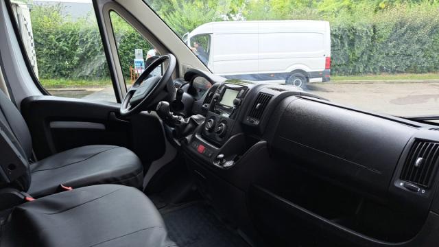 Peugeot Boxer image 9