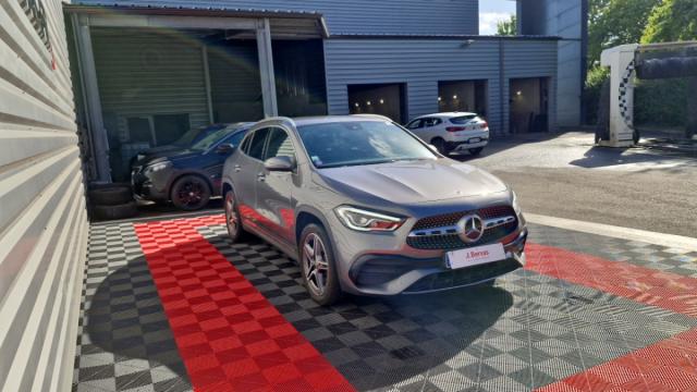 Mercedes Benz Gla image 9