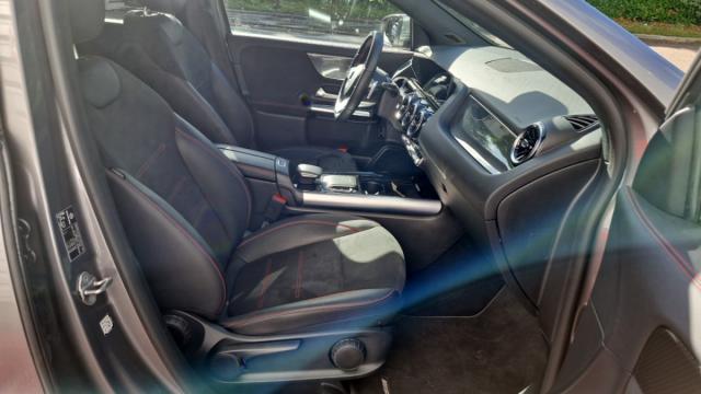 Mercedes Benz Gla image 1