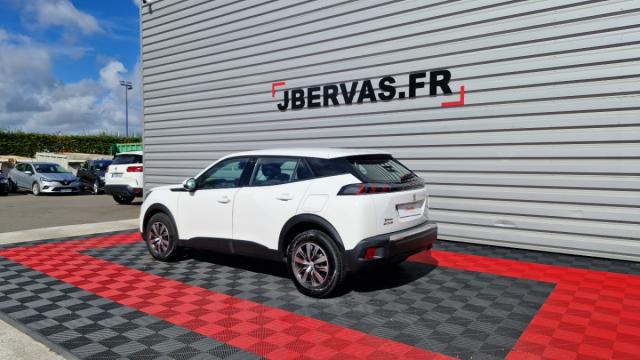 Peugeot 2008 image 2