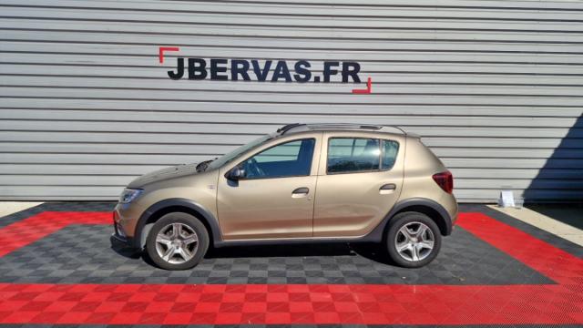 Dacia Sandero image 2