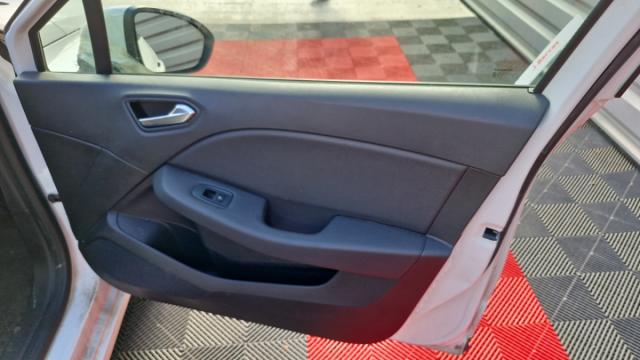 Renault Clio image 3