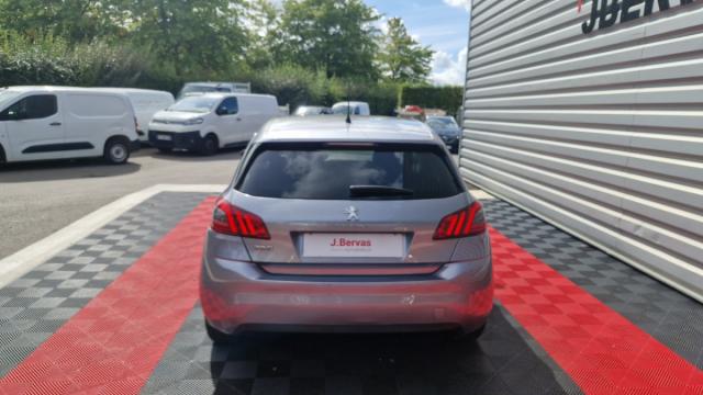 Peugeot 308 image 8