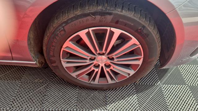 Peugeot 308 image 5