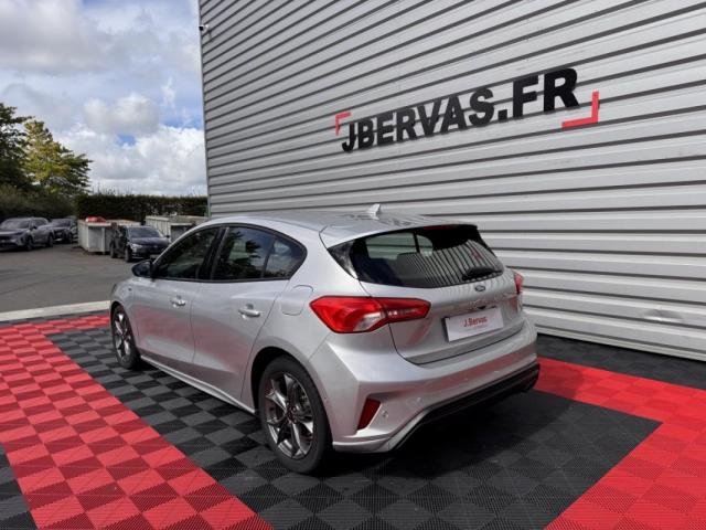 Ford Focus image 5