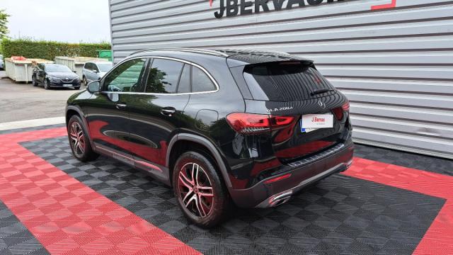 Mercedes Benz Gla image 7