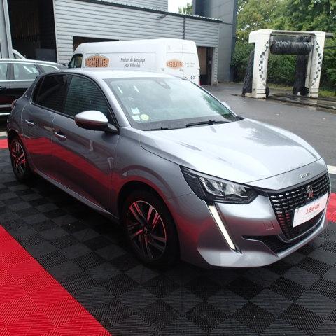 Peugeot 208 image 2