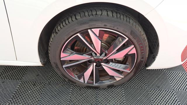 Peugeot 308 image 3