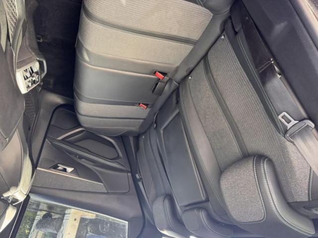 Peugeot 3008 image 2