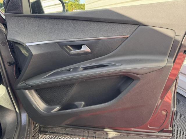 Peugeot 3008 image 9