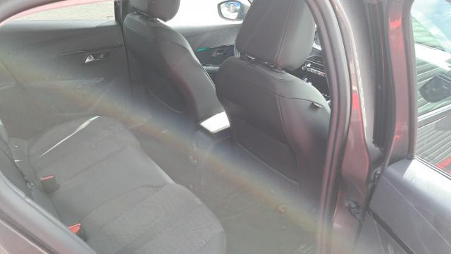 Peugeot 208 image 4
