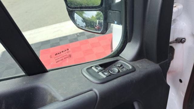 Renault Master image 3