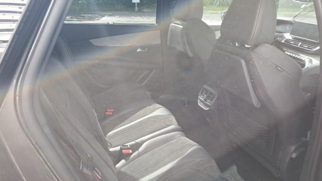 Peugeot 5008 image 9