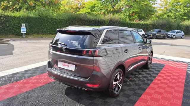 Peugeot 5008 image 3