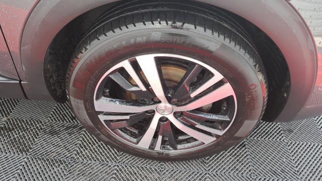 Peugeot 5008 image 8