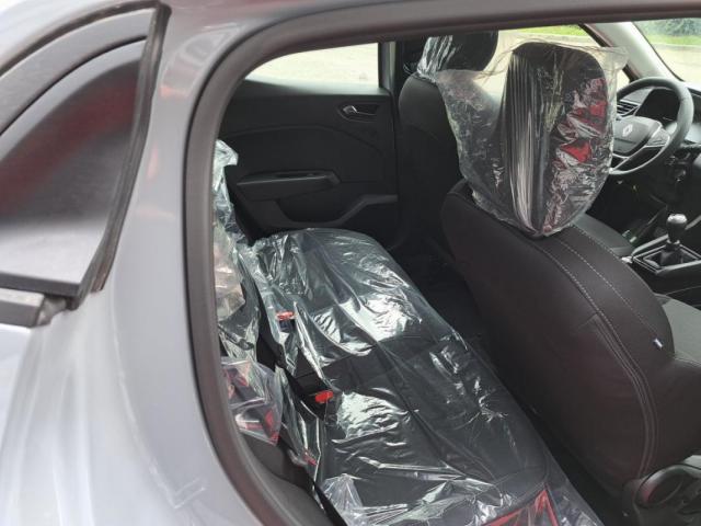 Renault Clio image 6