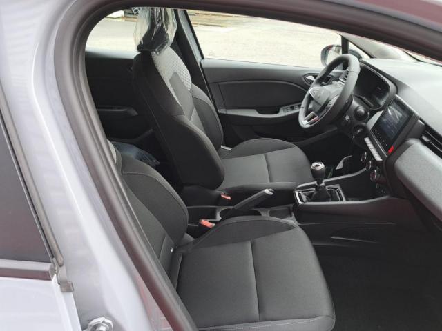 Renault Clio image 8
