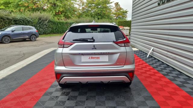 Mitsubishi Eclipse Cross image 2