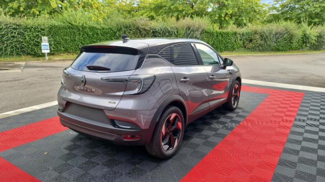Renault Captur image 1