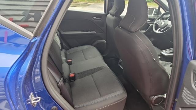 Renault Captur image 2