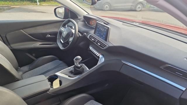 Peugeot 3008 image 9