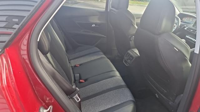 Peugeot 3008 image 8