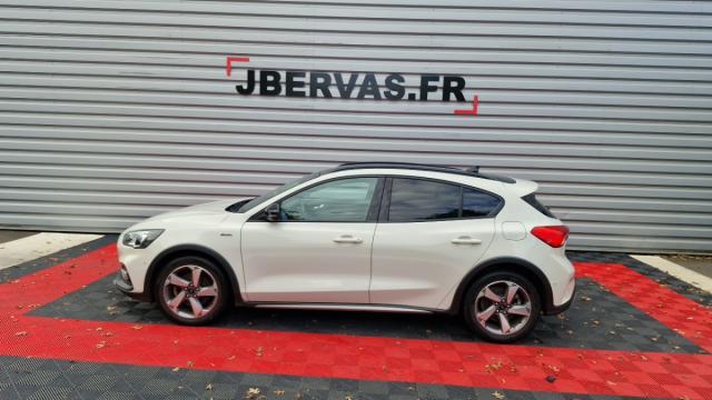 Ford Focus image 8