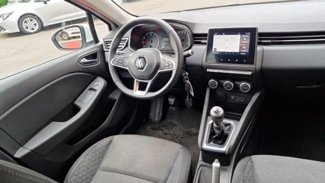Renault Clio image 8