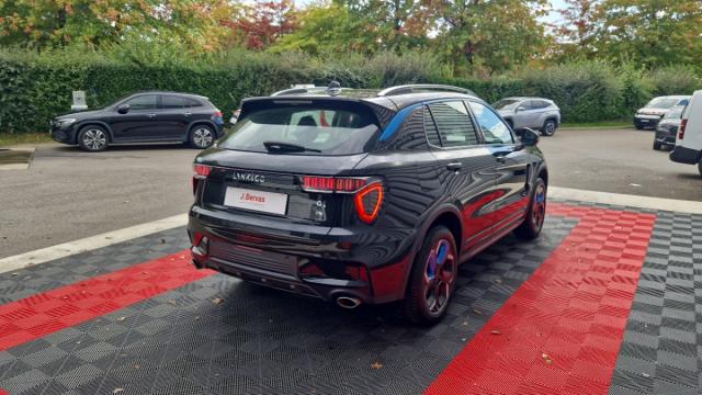 Lynk & Co 01 image 5