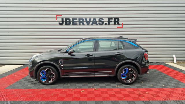 Lynk & Co 01 image 9