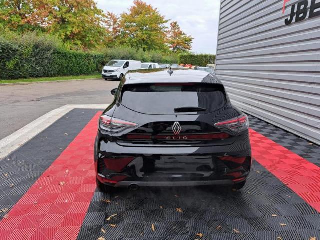 Renault Clio image 1