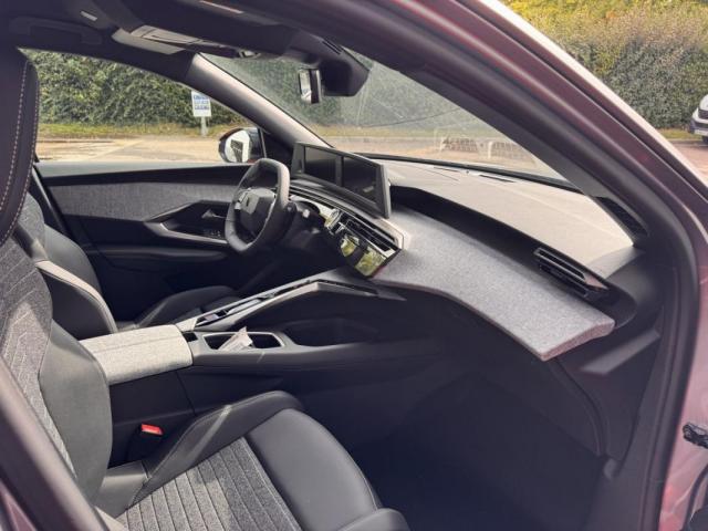Peugeot 5008 image 8