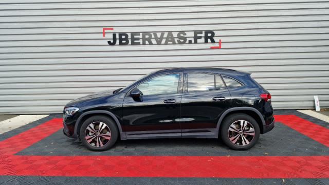 Mercedes Benz Gla image 8