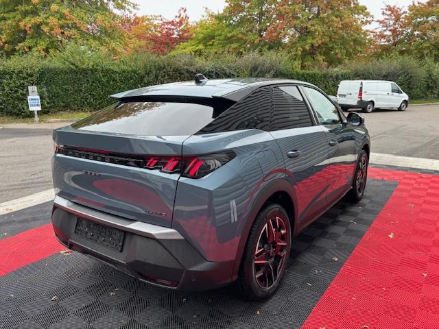 Peugeot 3008 image 3