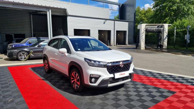 Suzuki S-Cross image 4