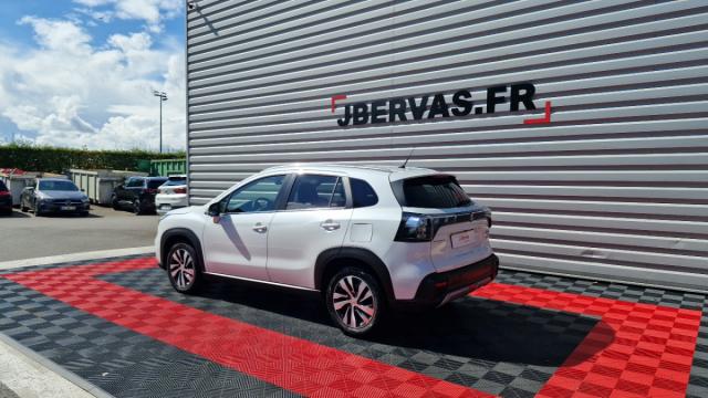 Suzuki S-Cross image 2