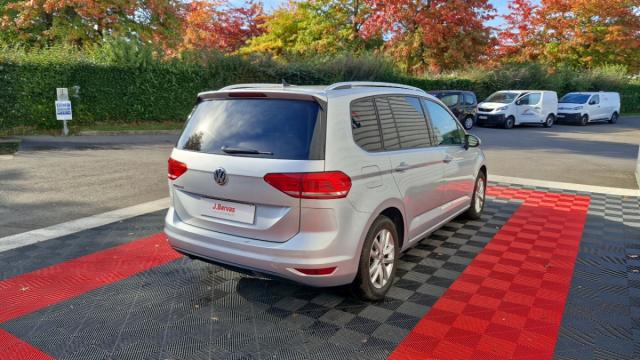 Volkswagen Touran image 9