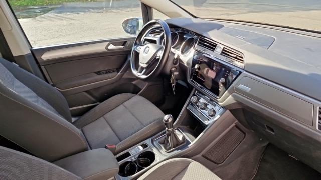 Volkswagen Touran image 8