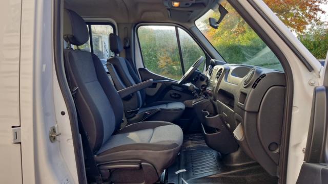 Renault Master image 2