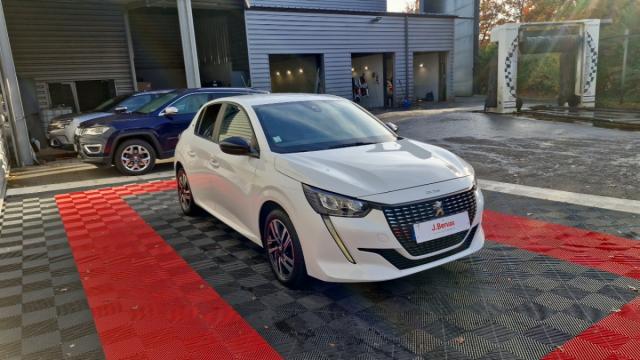 Peugeot 208 image 2
