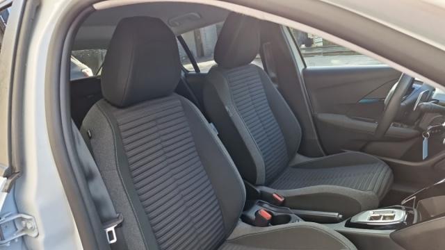Peugeot 208 image 4