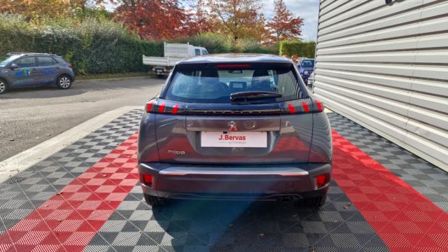 Peugeot 2008 image 2