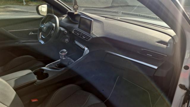 Peugeot 3008 image 6