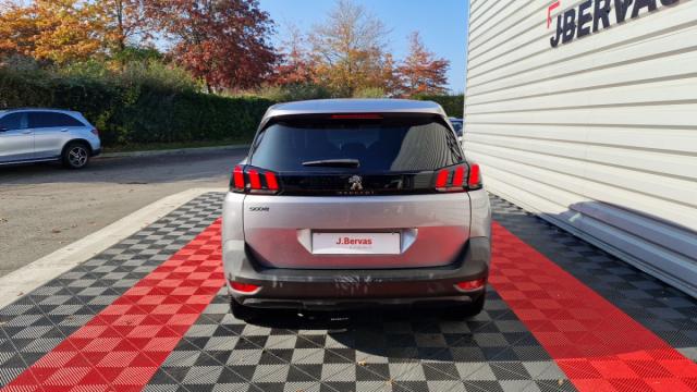 Peugeot 5008 image 8