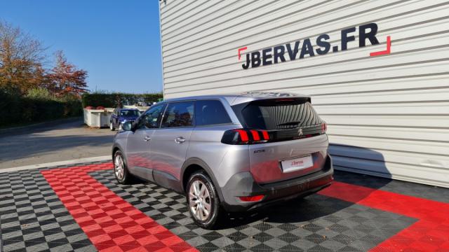 Peugeot 5008 image 6