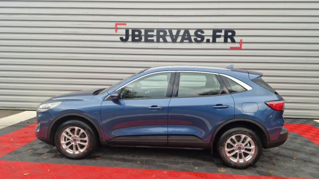 Ford Kuga image 3