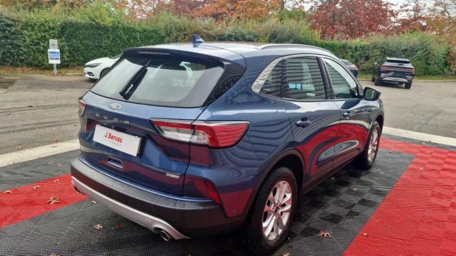 Ford Kuga image 8